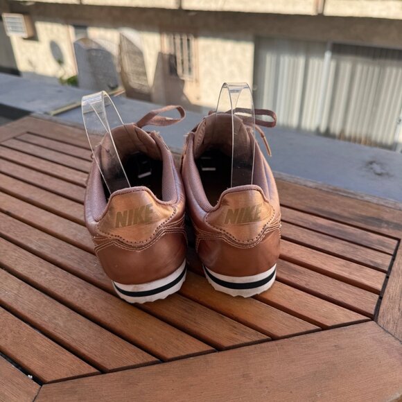 Nike Cortez Basic Shoes Metallic Bronze Size 6Y - Picture 5 of 8